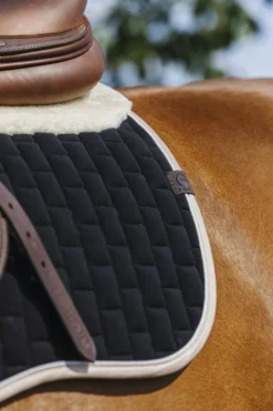 EQUITHEME - Dinard - Schabracken