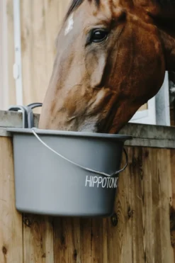 HIPPOTONIC Futtertrog mit Haken und Griff