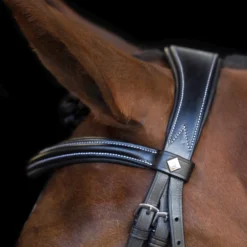 IMPERIAL RIDING Zaumzeug IRH mit gebogener englischer Nasenriemen