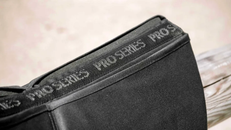 PRO SERIES Korrektur-Rückenschoner X-TECH - 2 Taschen