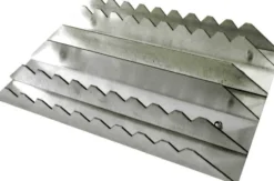 Rechteckiger Aluminiumstriegel