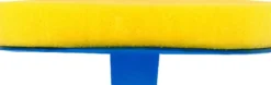 Striegel mit integriertem Schwamm