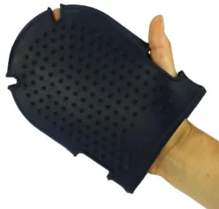 Striegel- und Bürsten-Handschuh