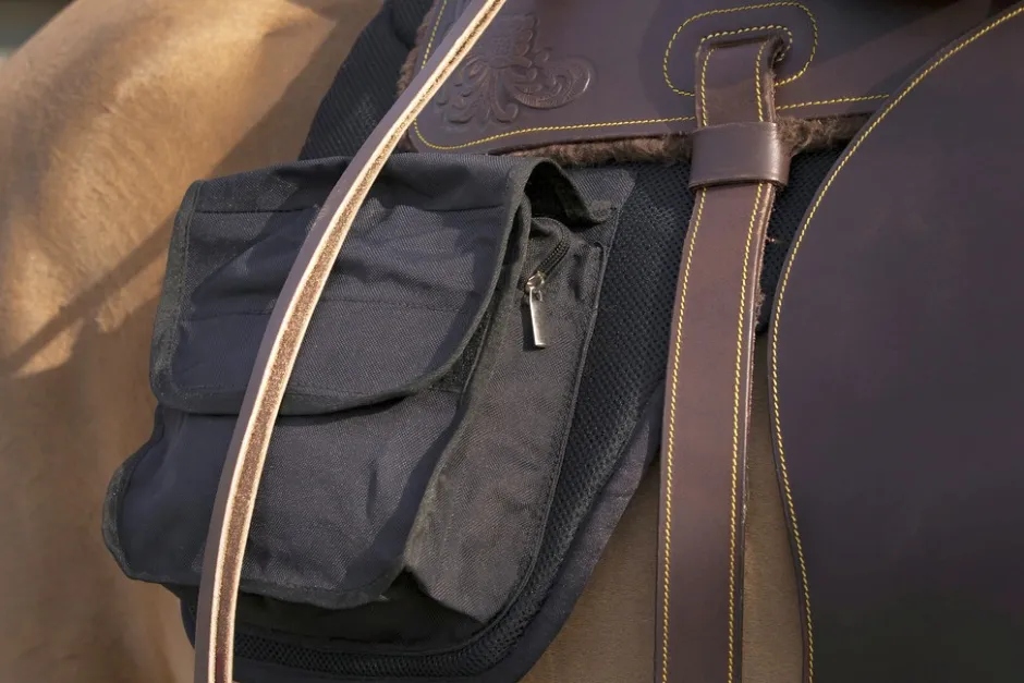 WESTRIDE Westernpad mit Taschen